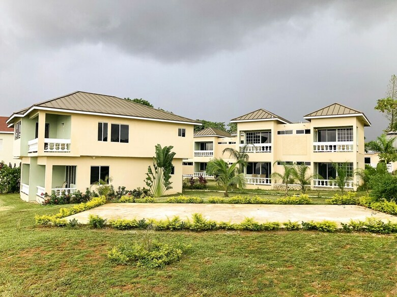 Hotel The Sov Resorts