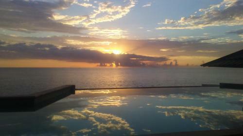 Hotel The Sov Resorts