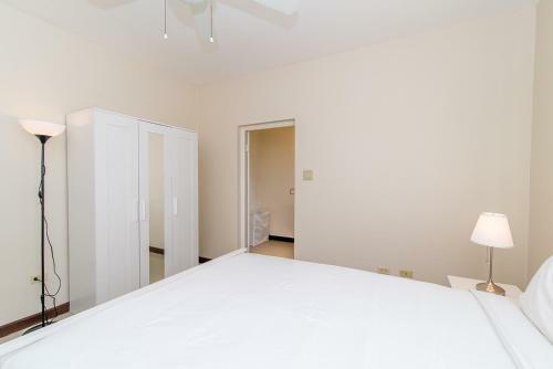 Apartamento Luxury 2br Home Facing Beach W/pool Montego Bay #5