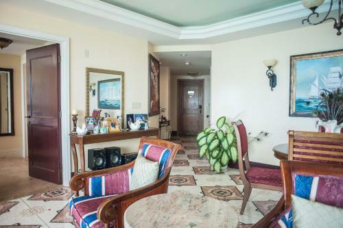 Apartamentos Palmyra Luxury Beach Condos