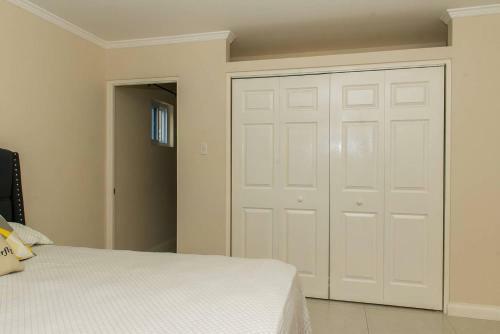 Apartamento Modern Decor Over Looking City 24/7 Security