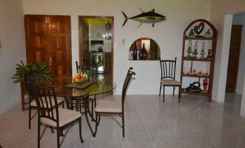 Hostal Cozy Coco Guest House