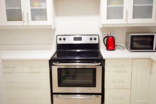 Fern Court Apartment @ Richmond
