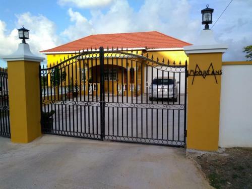 Bed & Breakfast Modrians
