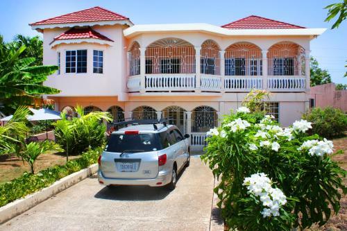 Villa Rayann's Place