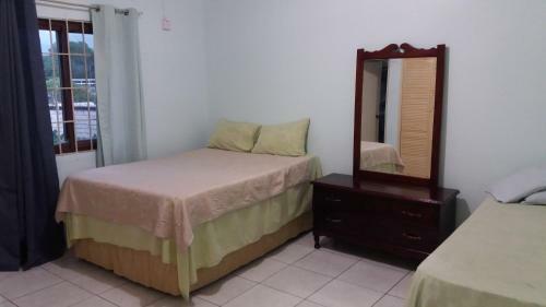 Apartamento Kingston 10 Central Rest Spot