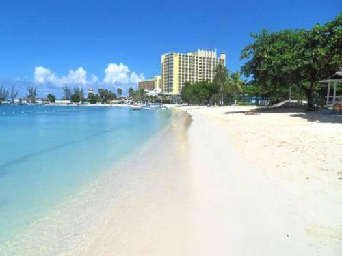 Great Escape, Ochi Rios