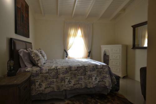 Treasure Manor