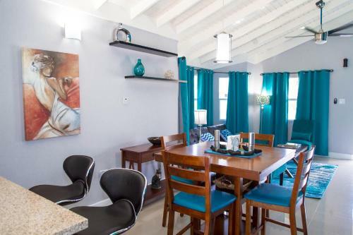 La Casa De Playa Ocho Rios Villa
