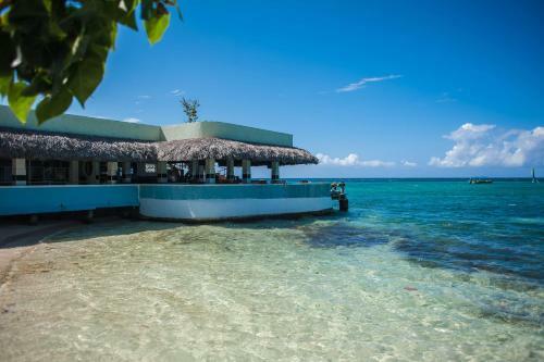 Hotel Beach Rooms