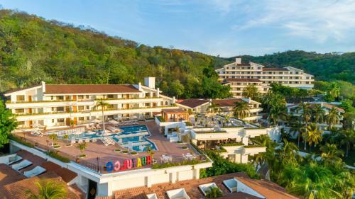 Hotel Park Royal Beach Huatulco - All Inclusive