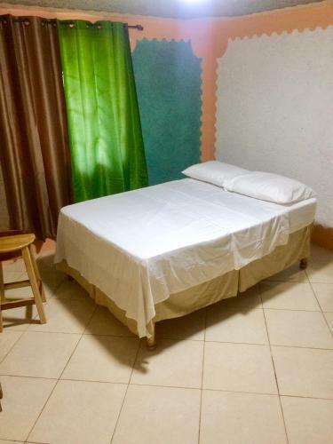 Bed & Breakfast Becarville