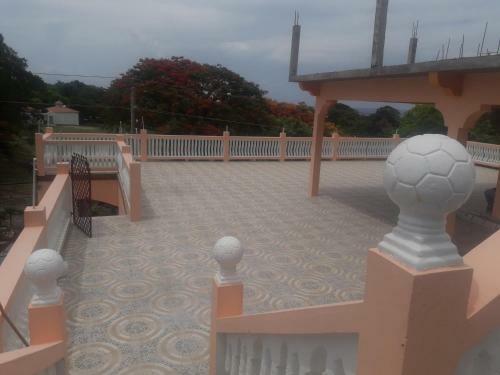 Hostal Albevel Fairview Complex