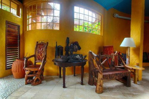 Hotel Great Huts: Africana House