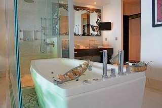La Tranquila Breath Taking Resort Spa