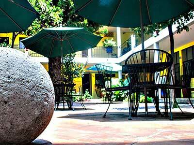 Hotel Y Hostel Allende