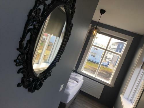 Hostal Guesthouse H�ll