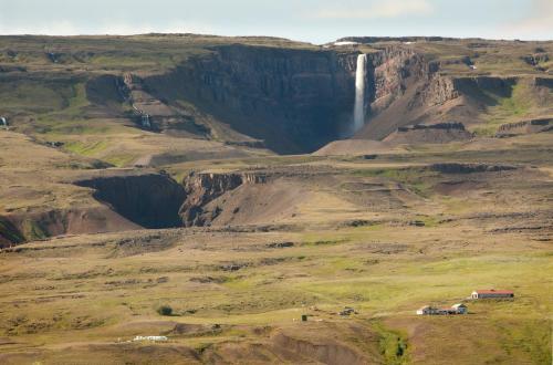 Hotel Wilderness Center / �bygg�asetur �slands