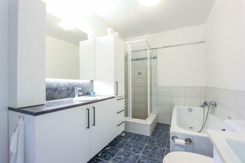 Greenkey Apartment - R23