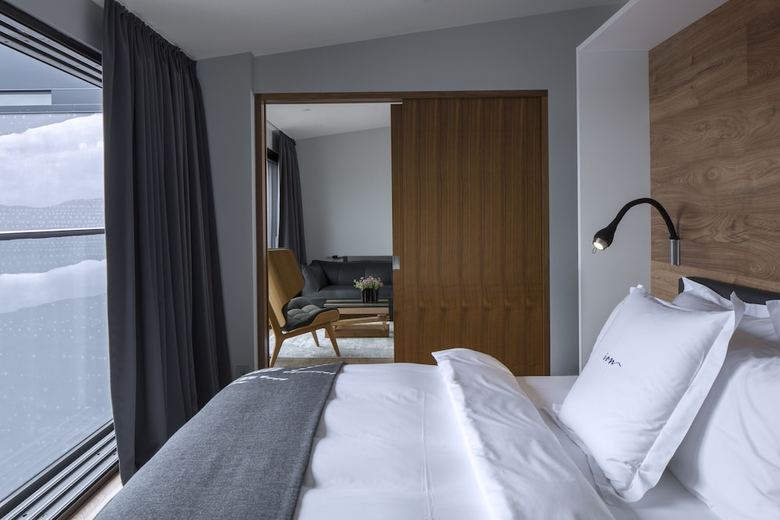 Ion City Hotel