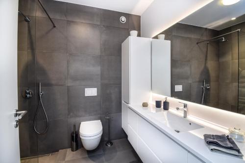 Greenkey Apartment - F8