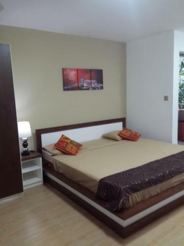 Hostal Royal Taste Residency