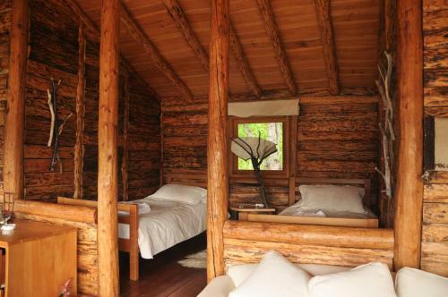 Mallin Colorado Ecolodge