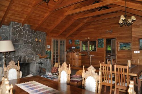 Mallin Colorado Ecolodge