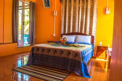 Hostal Merlin Guest House