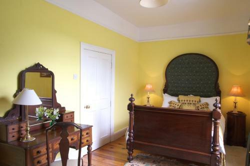 Hostal Viewmount House