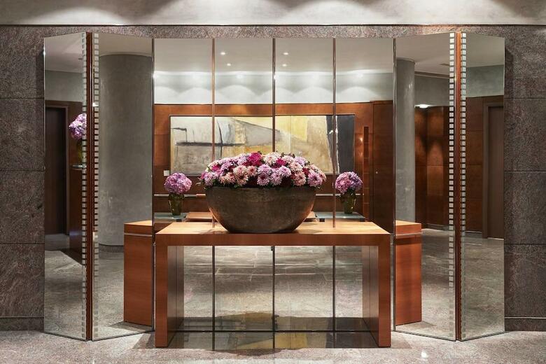 Hotel Arts