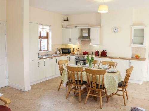 Cloonkee Cottage, Crossmolina