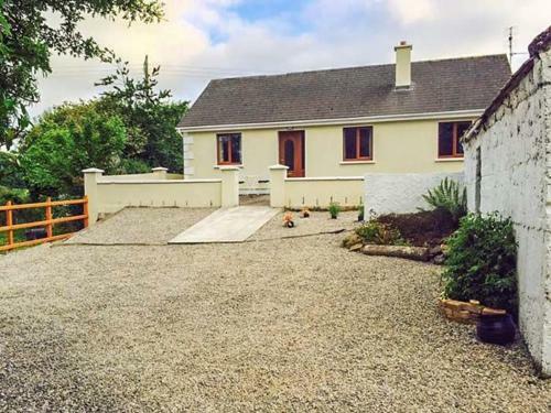 Ballor Cottage, Ballyvary