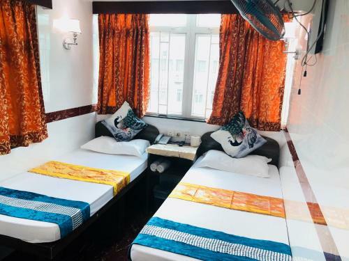 Hostal Traveller's Hostel