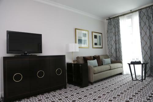 Hotel Palm Camayenne