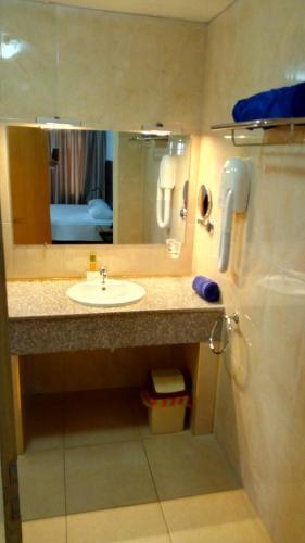Hotel Le Petit Bateau