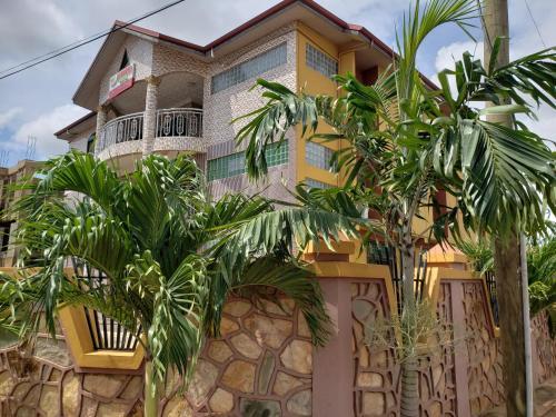 Nabegyi Hotel