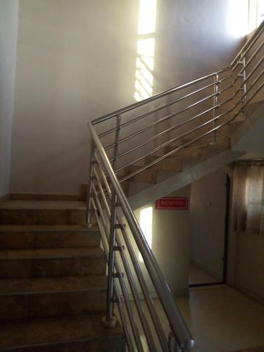 Hostal Elimens Lodge