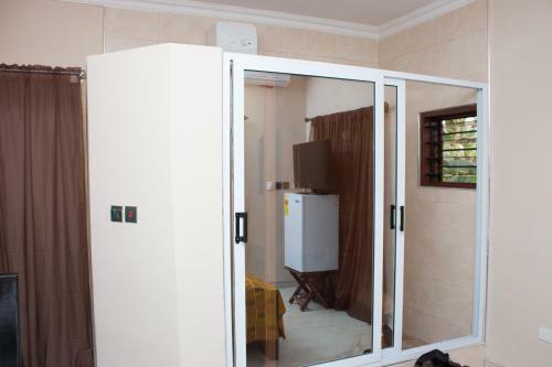 Hostal Rose Leat Elegant Bed & Breakfast
