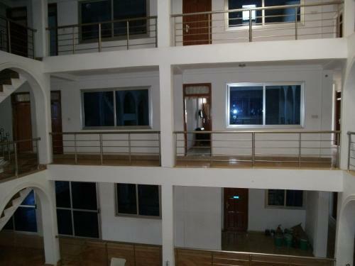 Pemicsa Hotel Accra