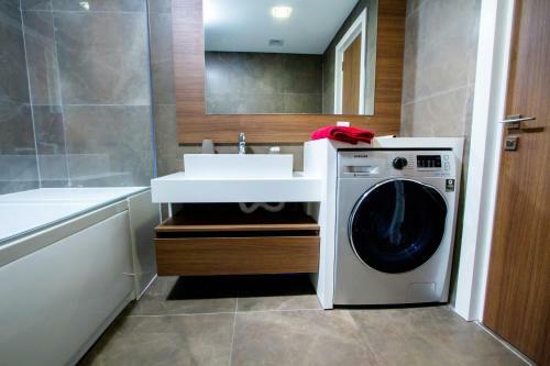 Pls Apartments - Cantonments