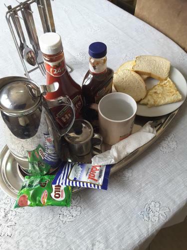 Hostal Nelis Lodge