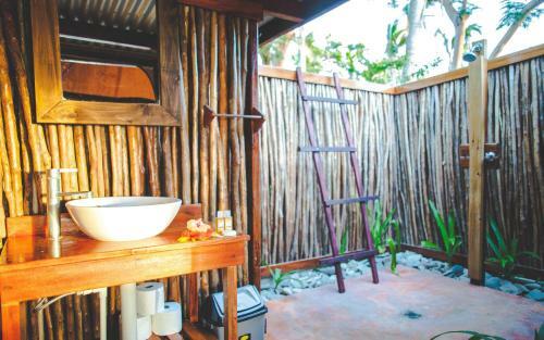 Hotel Barefoot Manta
