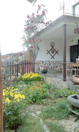Hostal Villa Lovna Sreshta