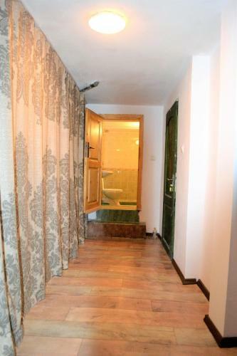 Hostal Villa Terzievi - House Of Roses