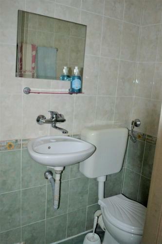 Hostal Villa Terzievi - House Of Roses