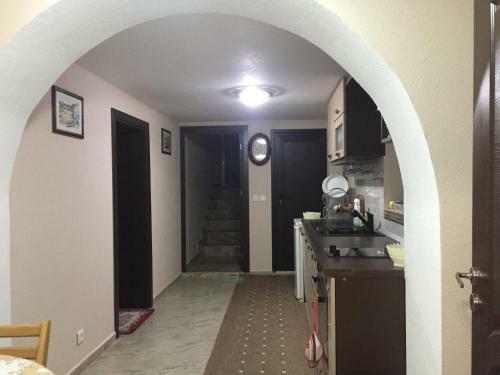 Hostal Elenite Guesthouse