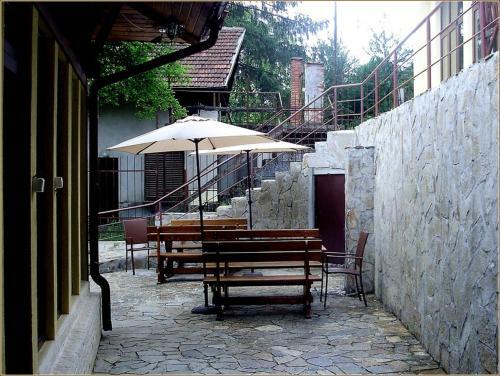 Hostal Alfaresort Park