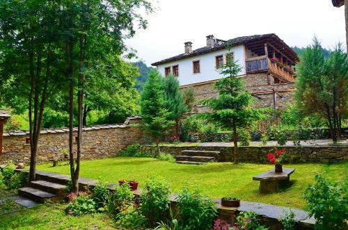 Kalinia Guesthouse B&B