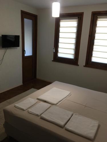 Hostal White Guest House 2